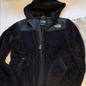 COPY - North face women’s soft jacket!
